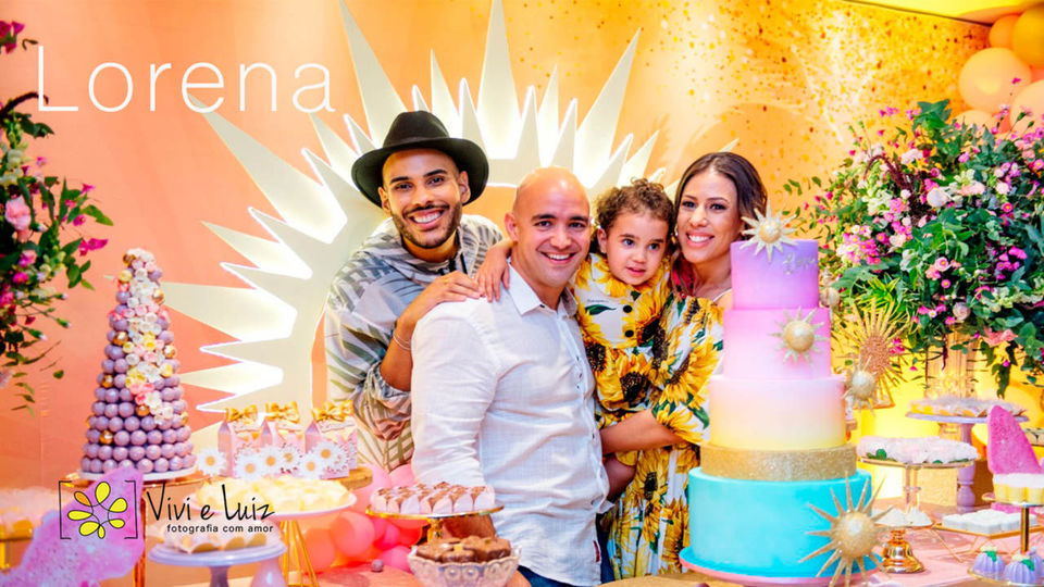 Lorena - 3 anos (vídeo) Lorena - 3 anos (vídeo)