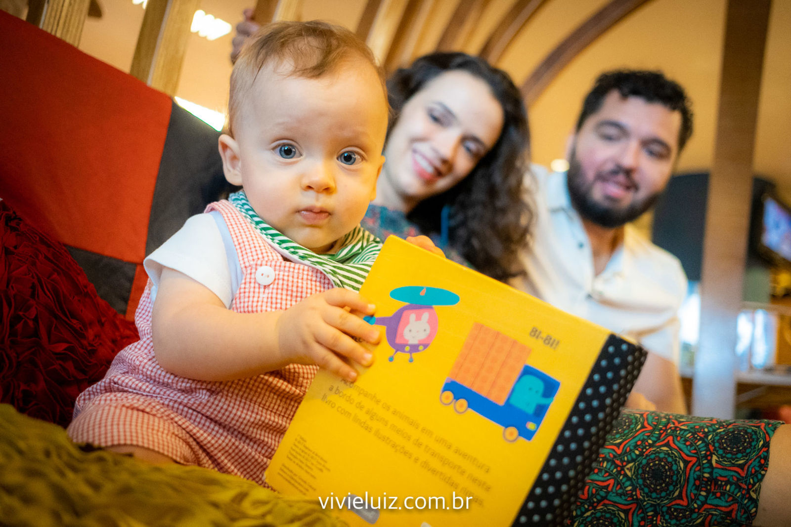 Foto Martim na livraria Foto Martim na livraria - Imagem 1