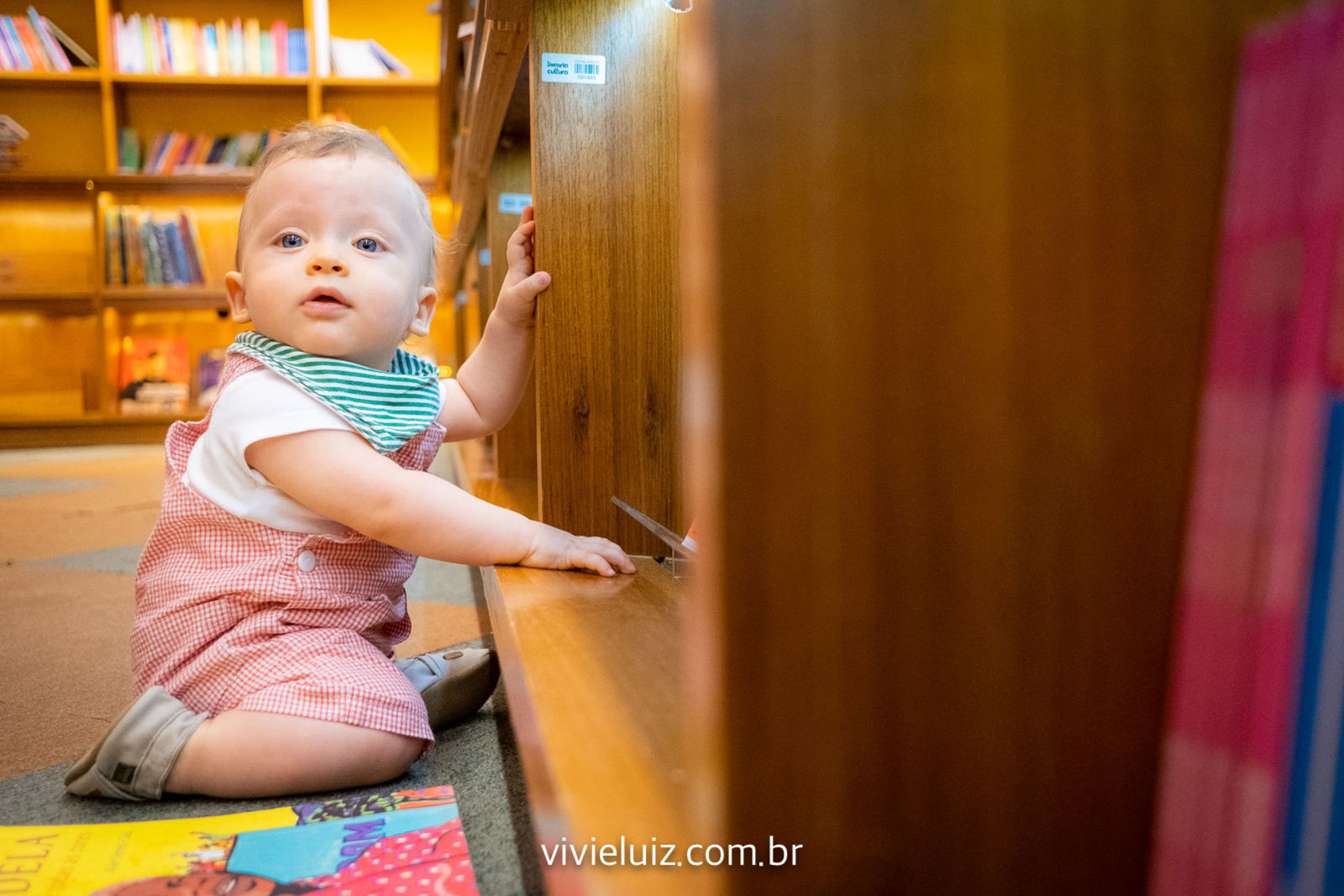 Foto Martim na livraria Foto Martim na livraria - Imagem 7