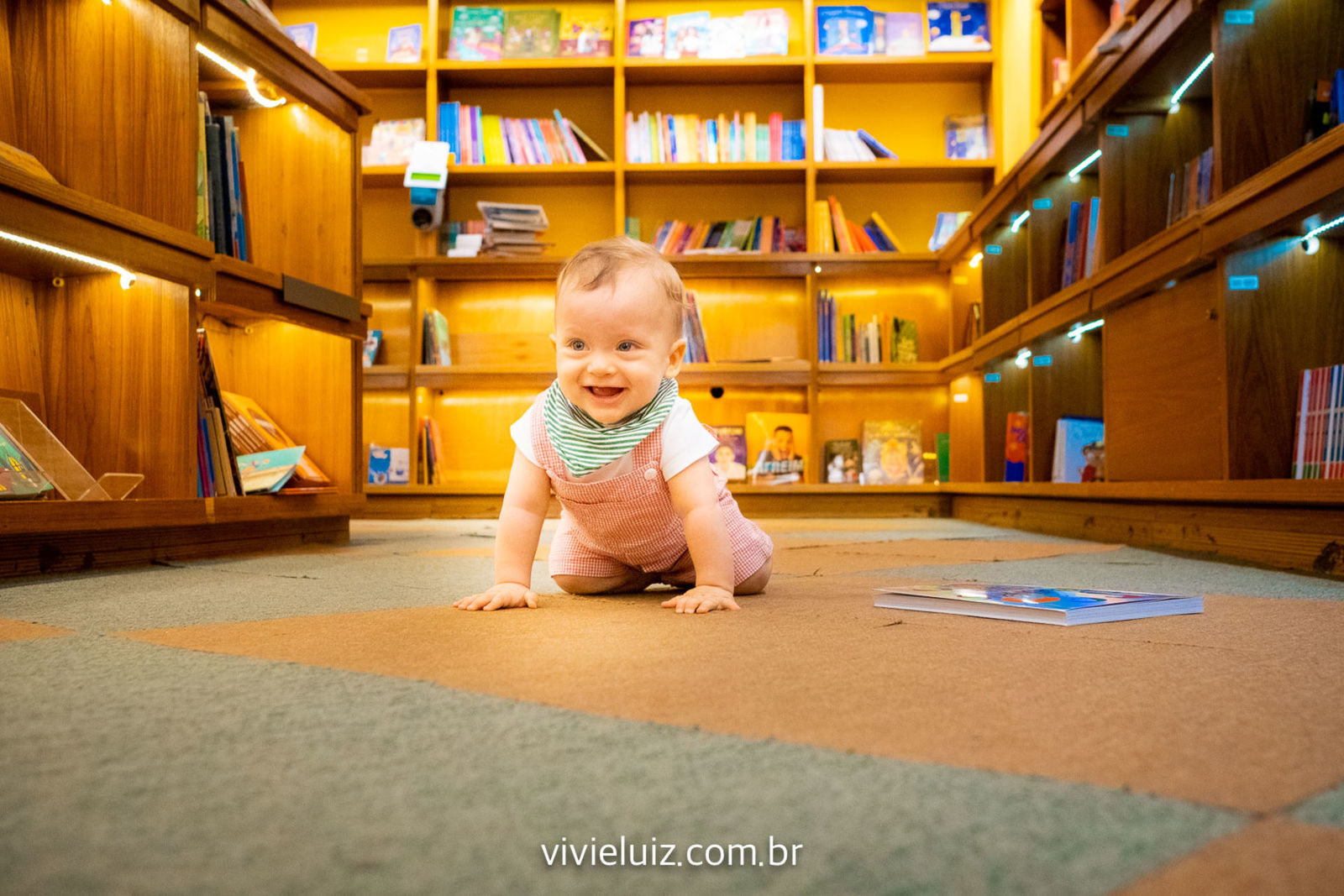 Foto Martim na livraria Foto Martim na livraria - Imagem 15