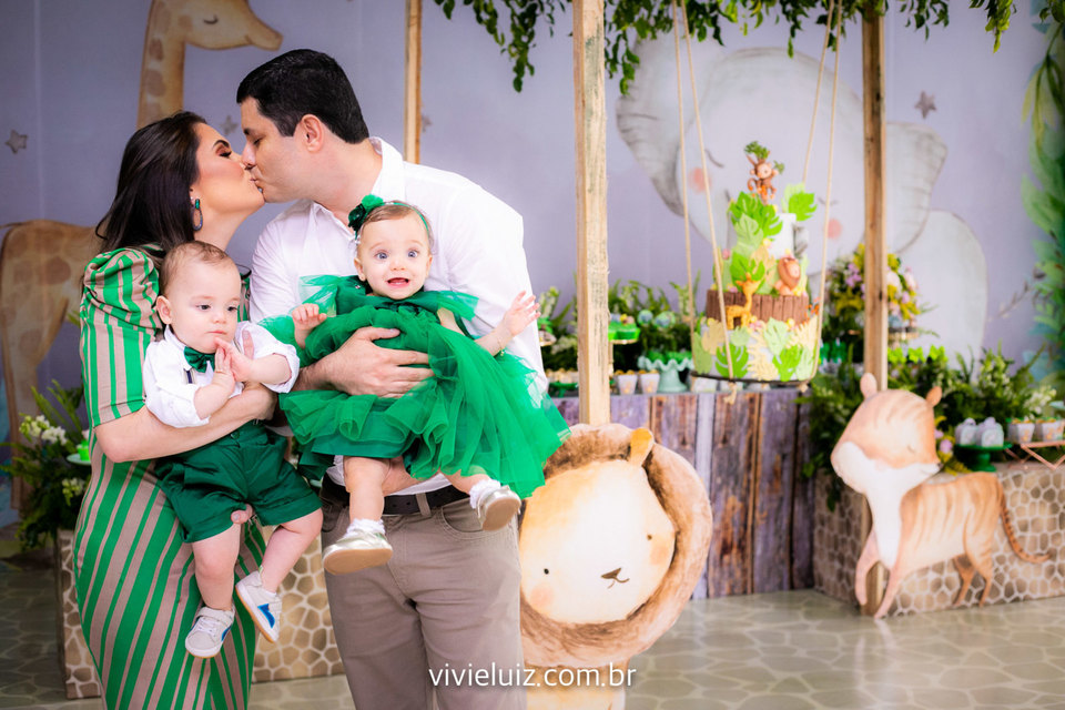 Pedro e Mariana - 1 ano Pedro e Mariana - 1 ano