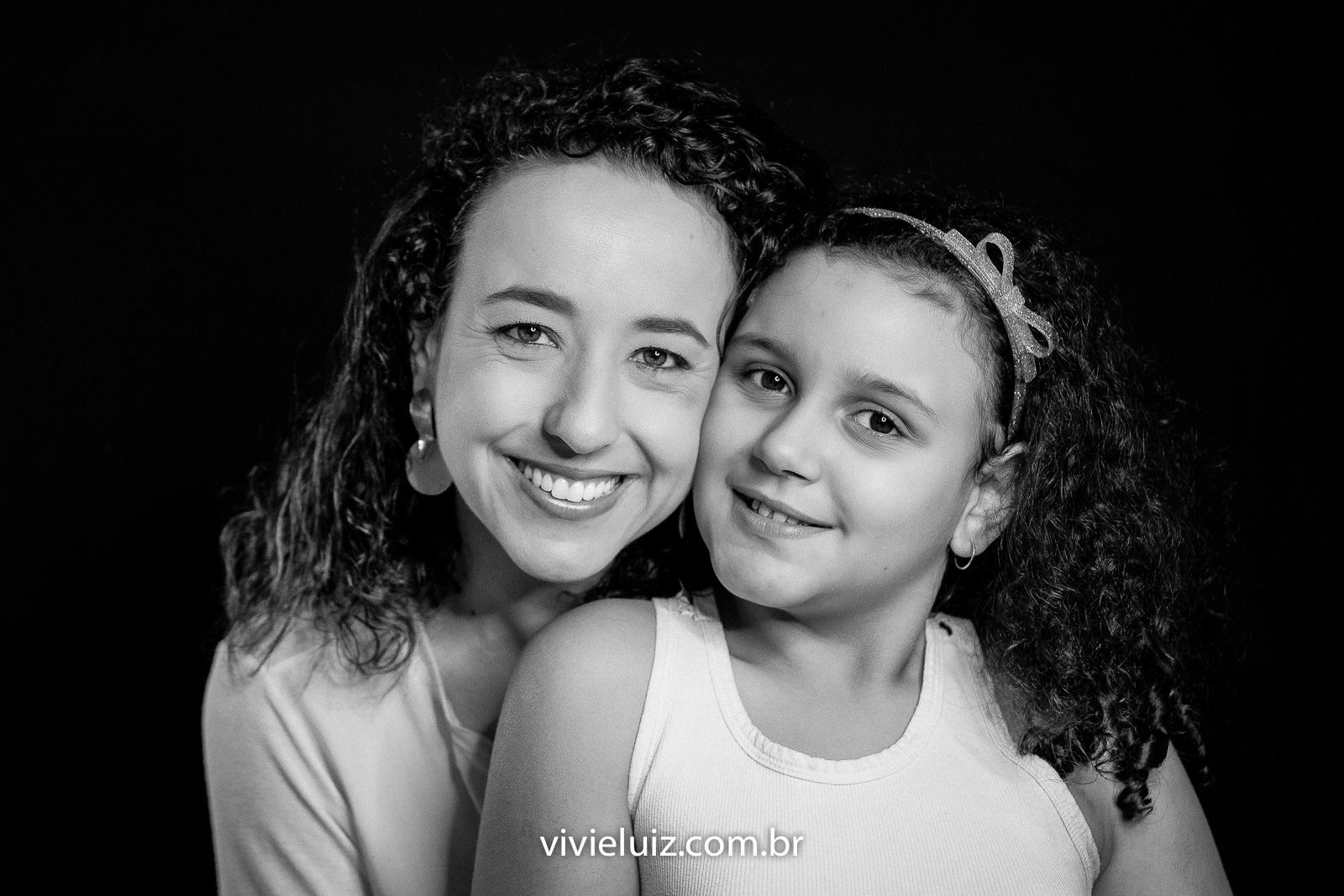 Foto Retratos do dia das mães (nossa família) - Imagem 2