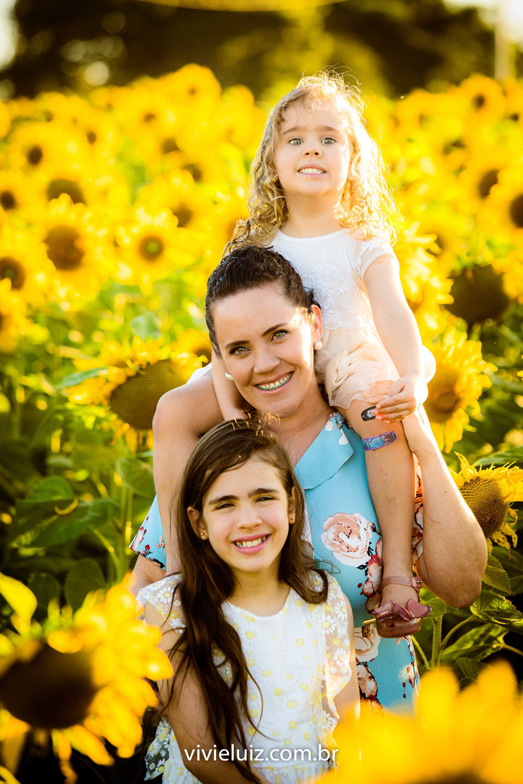 Foto Família Marcela no Girassol - Imagem 0