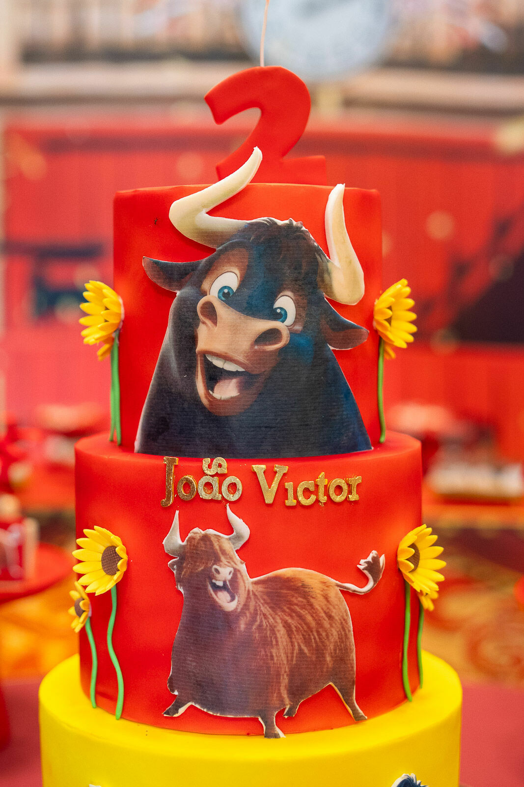 Foto Dois aninhos do João Victor: uma aventura com o Touro Ferdinando Foto Dois aninhos do João Victor: uma aventura com o Touro Ferdinando - Imagem 4