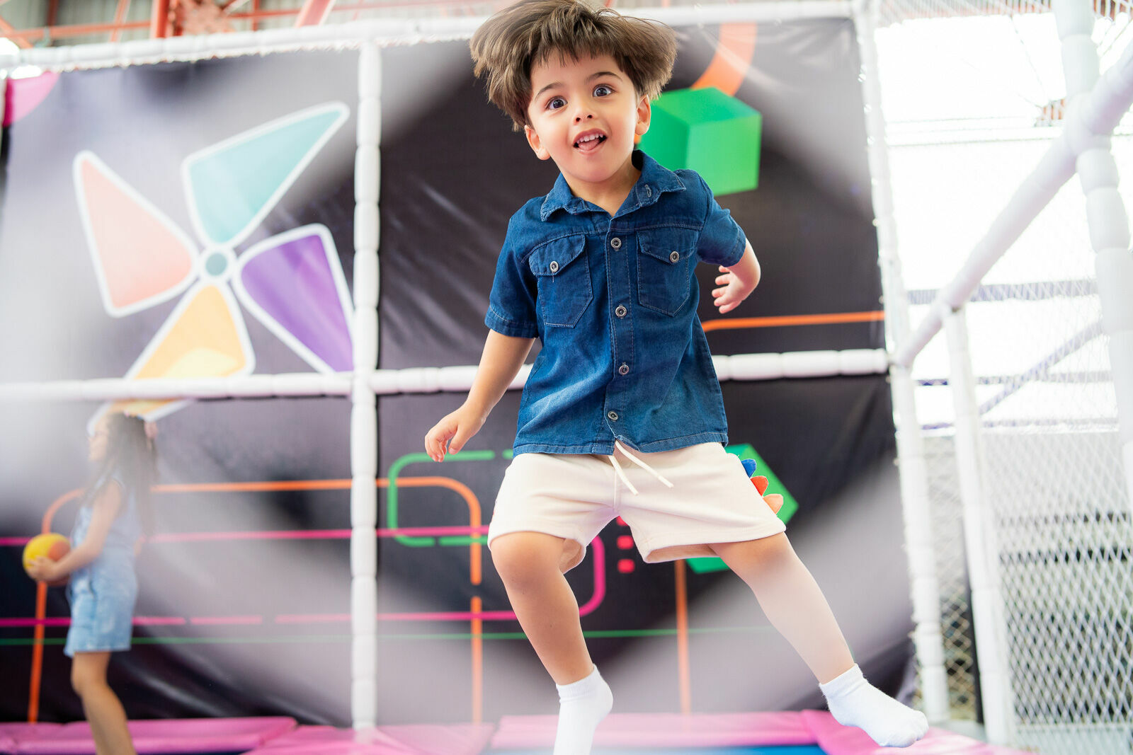 Foto Dois aninhos do João Victor: uma aventura com o Touro Ferdinando Foto Dois aninhos do João Victor: uma aventura com o Touro Ferdinando - Imagem 34