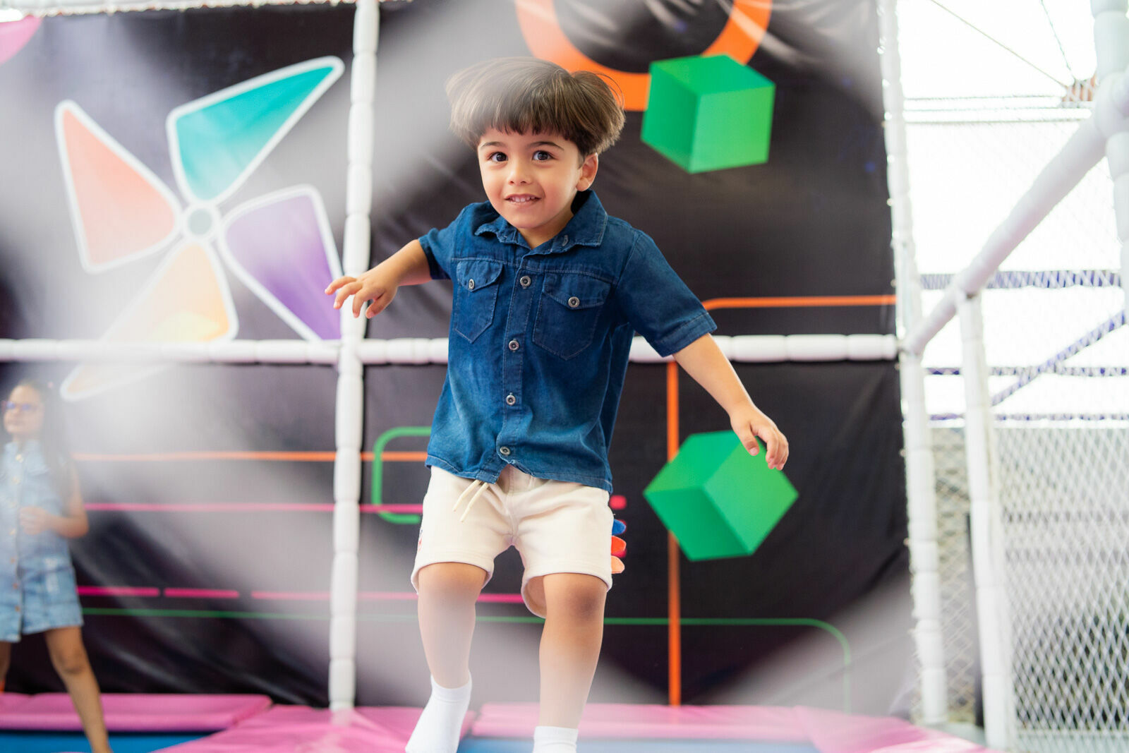 Foto Dois aninhos do João Victor: uma aventura com o Touro Ferdinando Foto Dois aninhos do João Victor: uma aventura com o Touro Ferdinando - Imagem 33