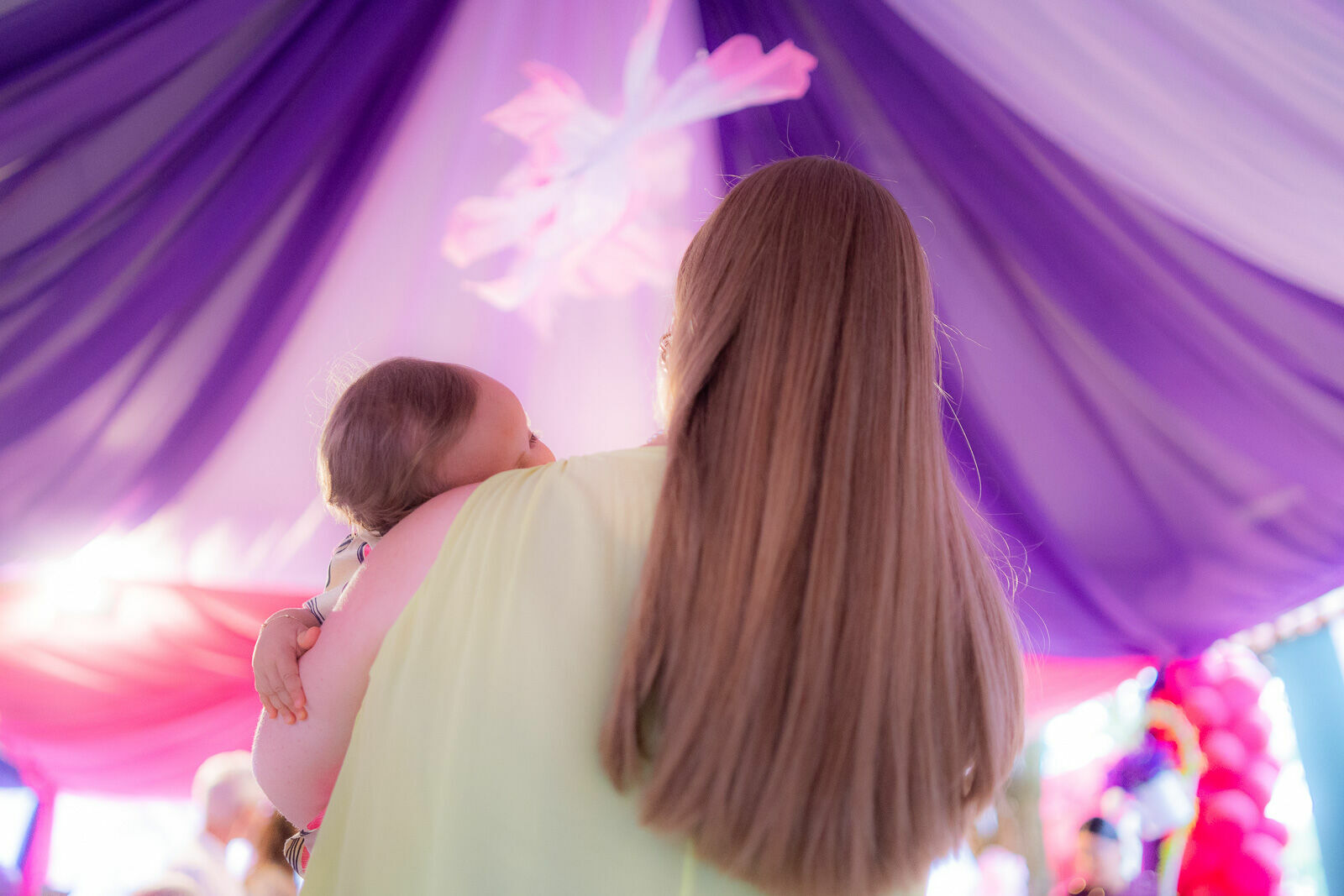 Foto Fotografia de aniversário infantil em Brasília: 1 aninho da Aninha com uma família pra lá de especial Foto Fotografia de aniversário infantil em Brasília: 1 aninho da Aninha com uma família pra lá de especial - Imagem 32