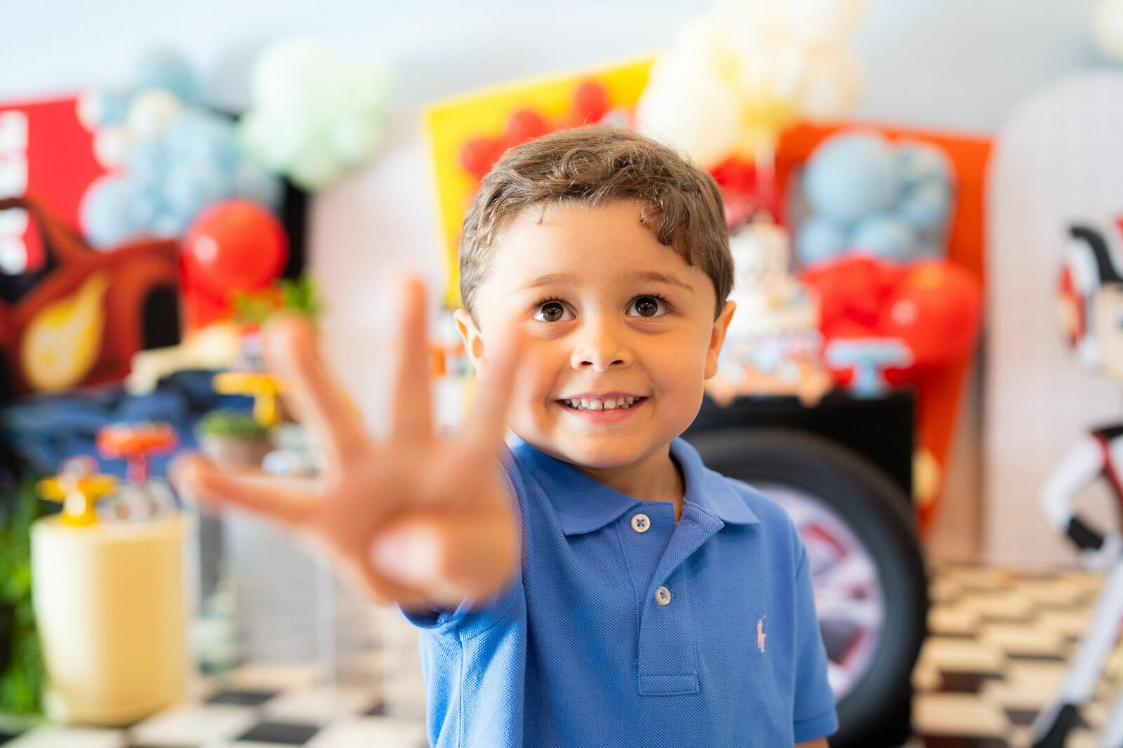 Foto Monster Machines para um menino gigante em alegria! Foto Monster Machines para um menino gigante em alegria! - Imagem 18