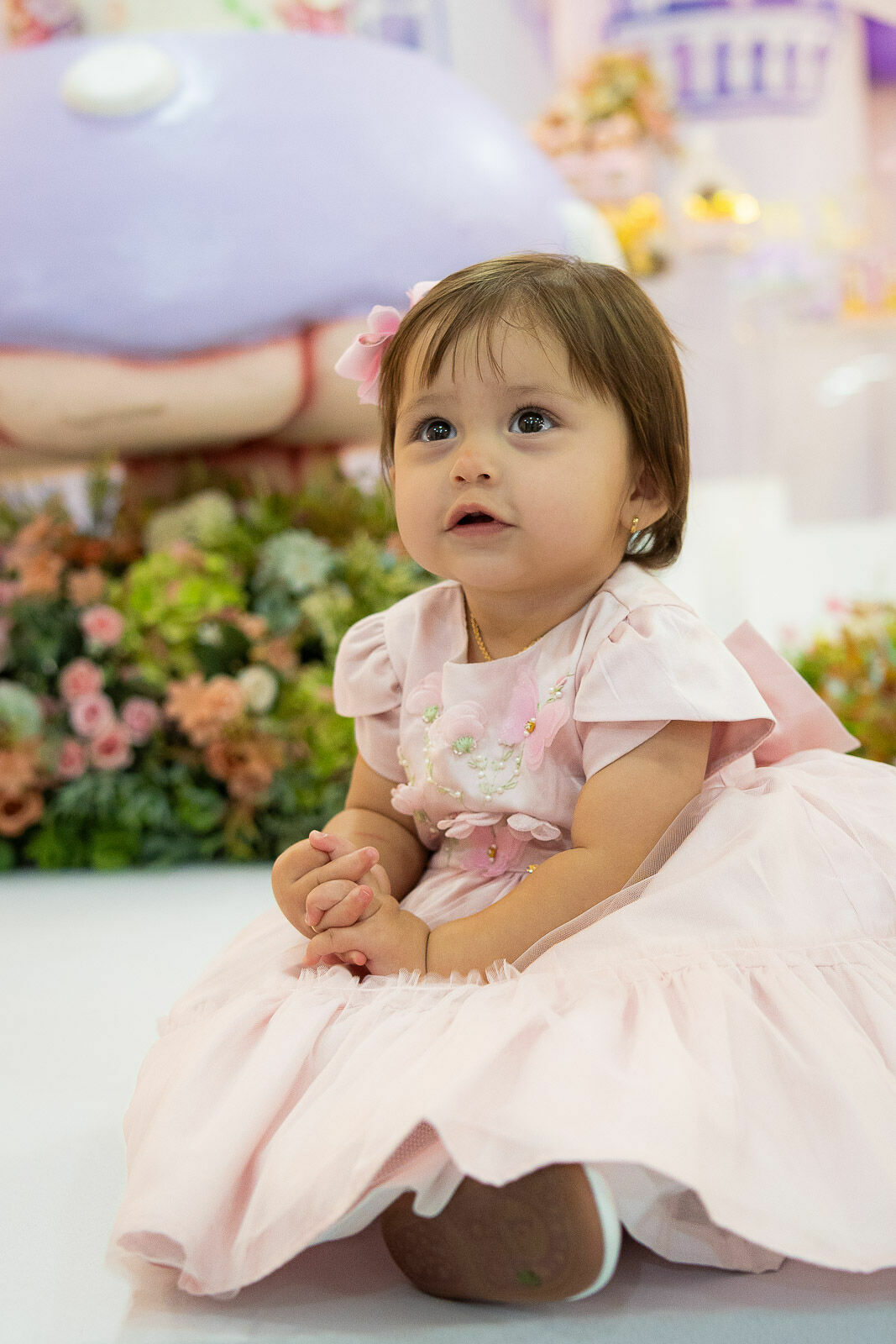 Foto Aniversário de 1 ano da Beatriz encanta com jardim mágico e muita alegria na Amoreira Park Foto Aniversário de 1 ano da Beatriz encanta com jardim mágico e muita alegria na Amoreira Park - Imagem 8