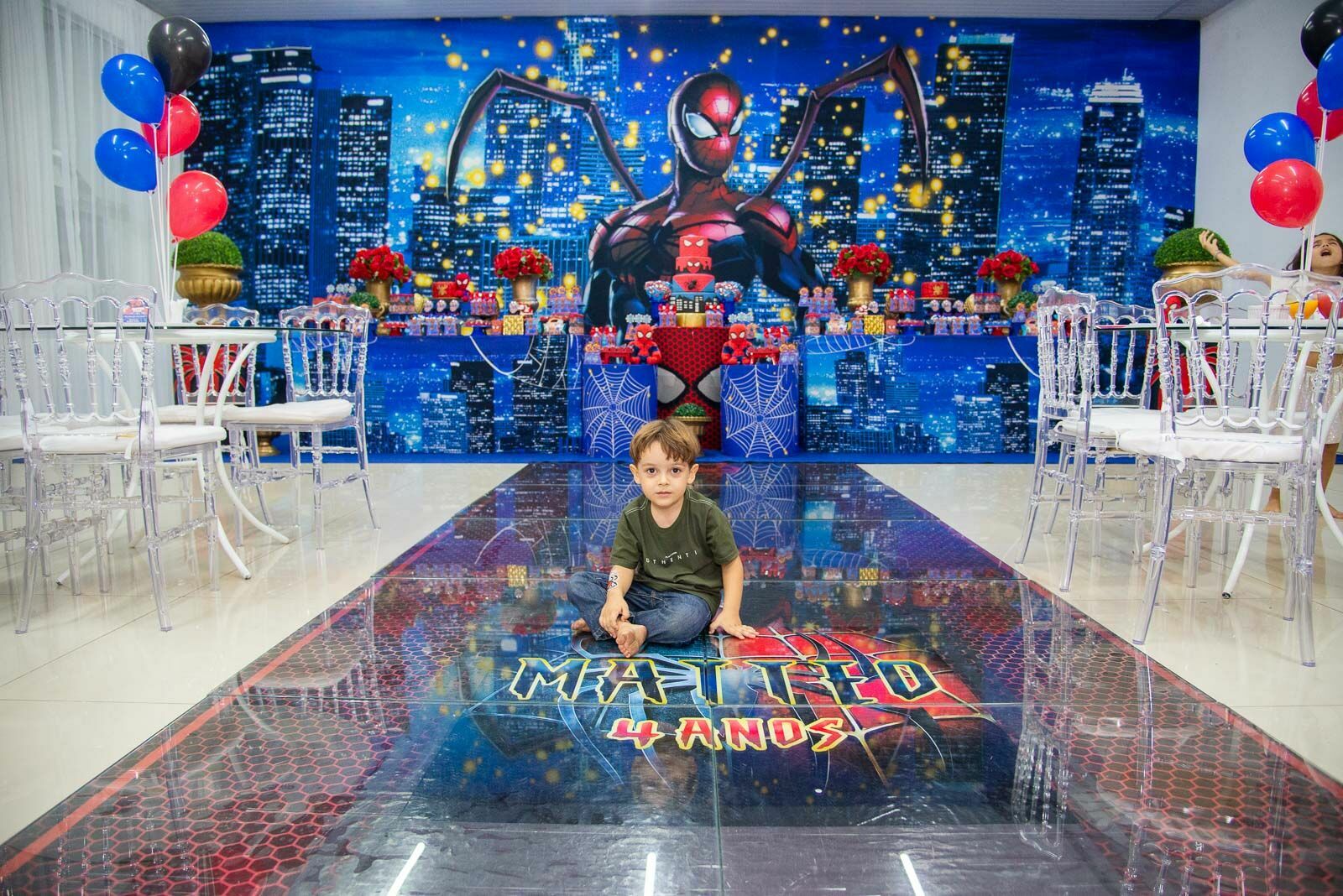 Foto 4 Anos de Aventura: Um Homem-Aranha de Verdade! Foto 4 Anos de Aventura: Um Homem-Aranha de Verdade! - Imagem 11