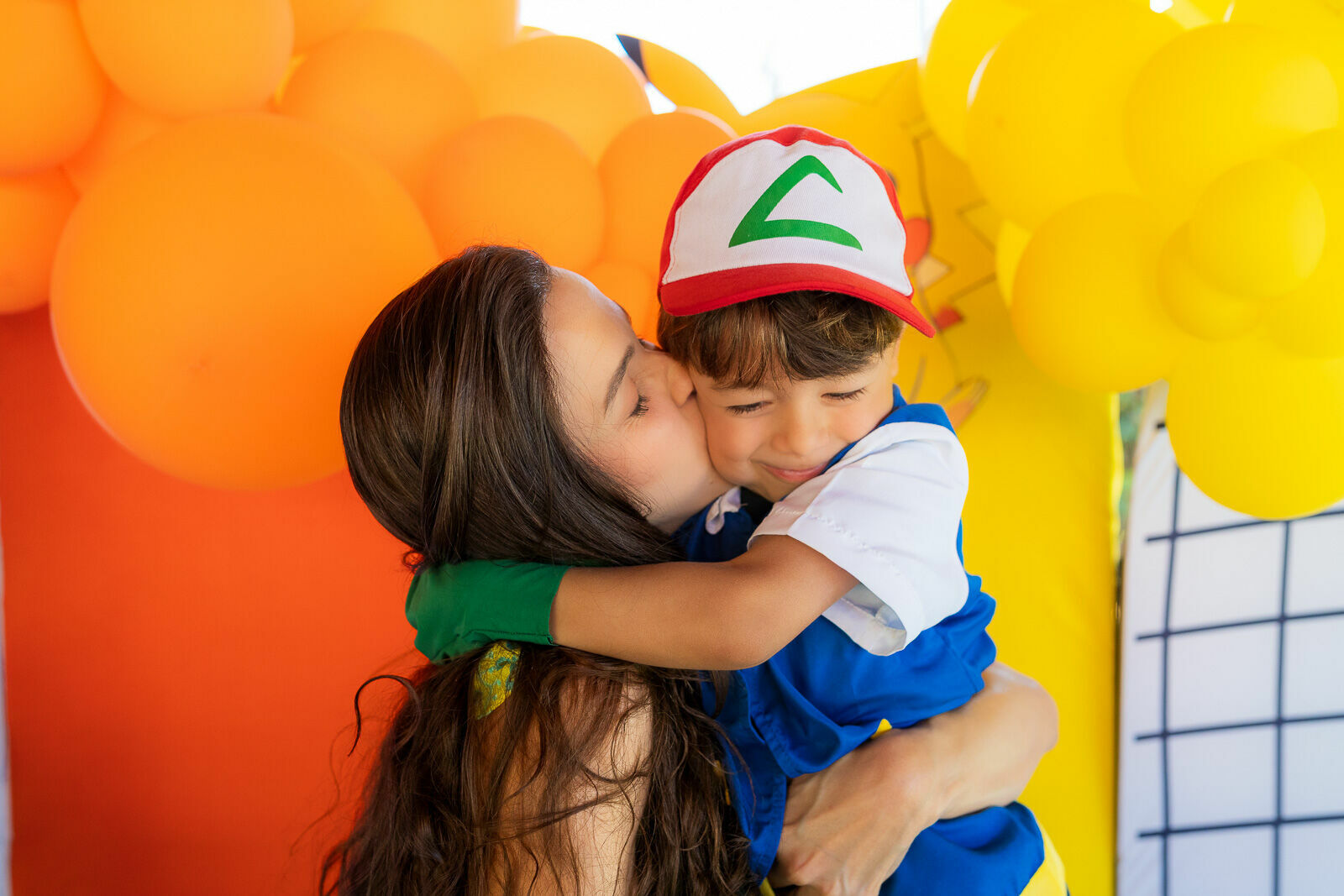 Foto Gilson 5 Anos: Uma Aventura Pokémon Repleta de Abraços e Alegria Foto Gilson 5 Anos: Uma Aventura Pokémon Repleta de Abraços e Alegria - Imagem 4