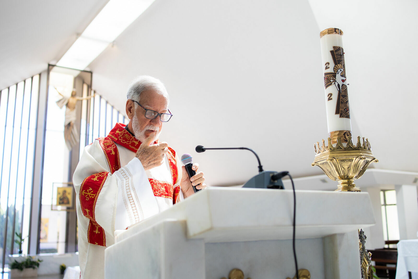 Foto O Batizado Encantador da Liz na Igreja Perpétuo Socorro Foto O Batizado Encantador da Liz na Igreja Perpétuo Socorro - Imagem 12