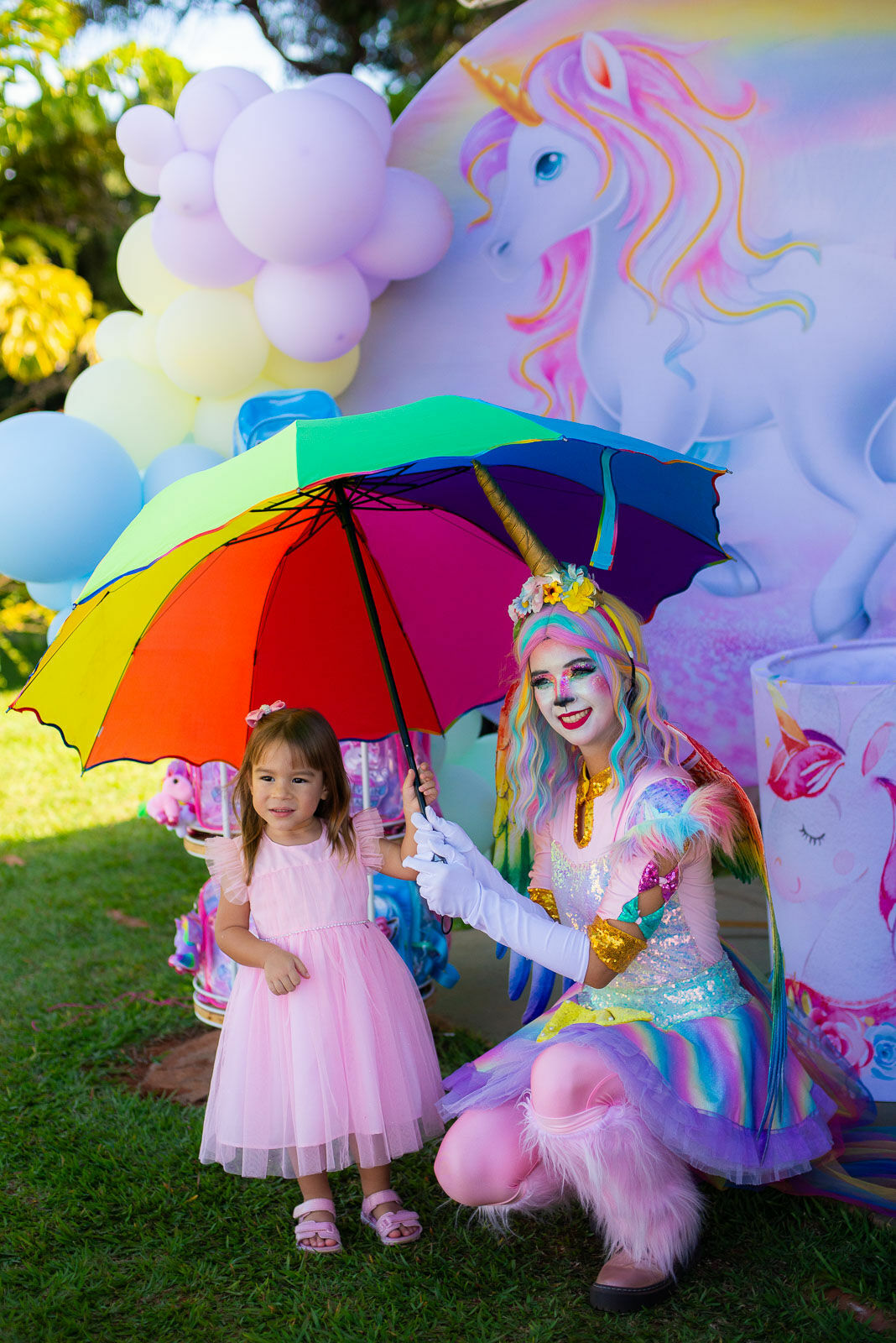 Foto O Mundo Mágico de Helena: Um Aniversário de Unicórnio Cheio de Encanto Foto O Mundo Mágico de Helena: Um Aniversário de Unicórnio Cheio de Encanto - Imagem 19